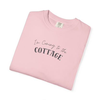 I’m Coming to the Cottage Shirt | Hockey Romance IYKYK Reader Tee
