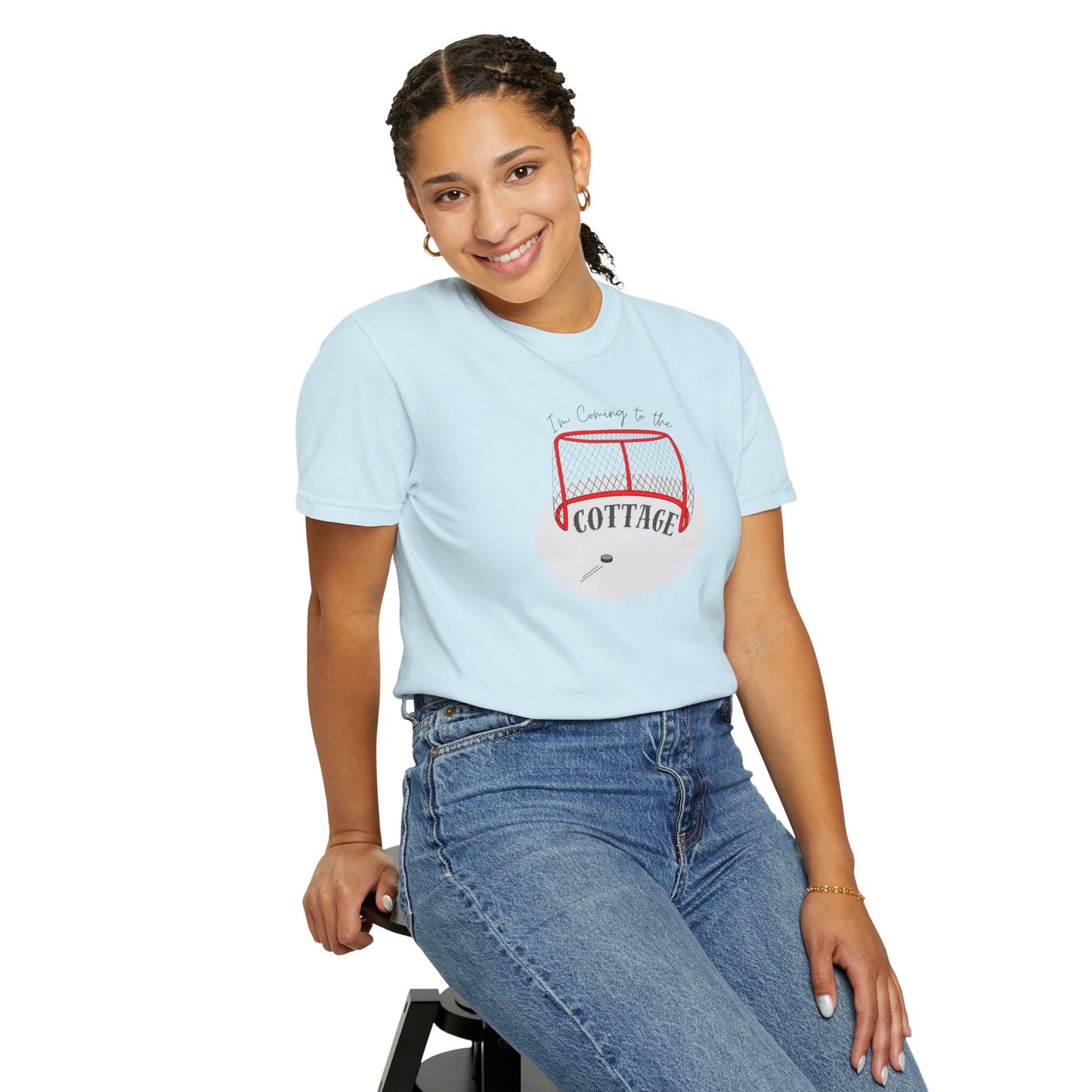 I’m Coming to the Cottage Shirt | Hockey Romance IYKYK Reader Tee
