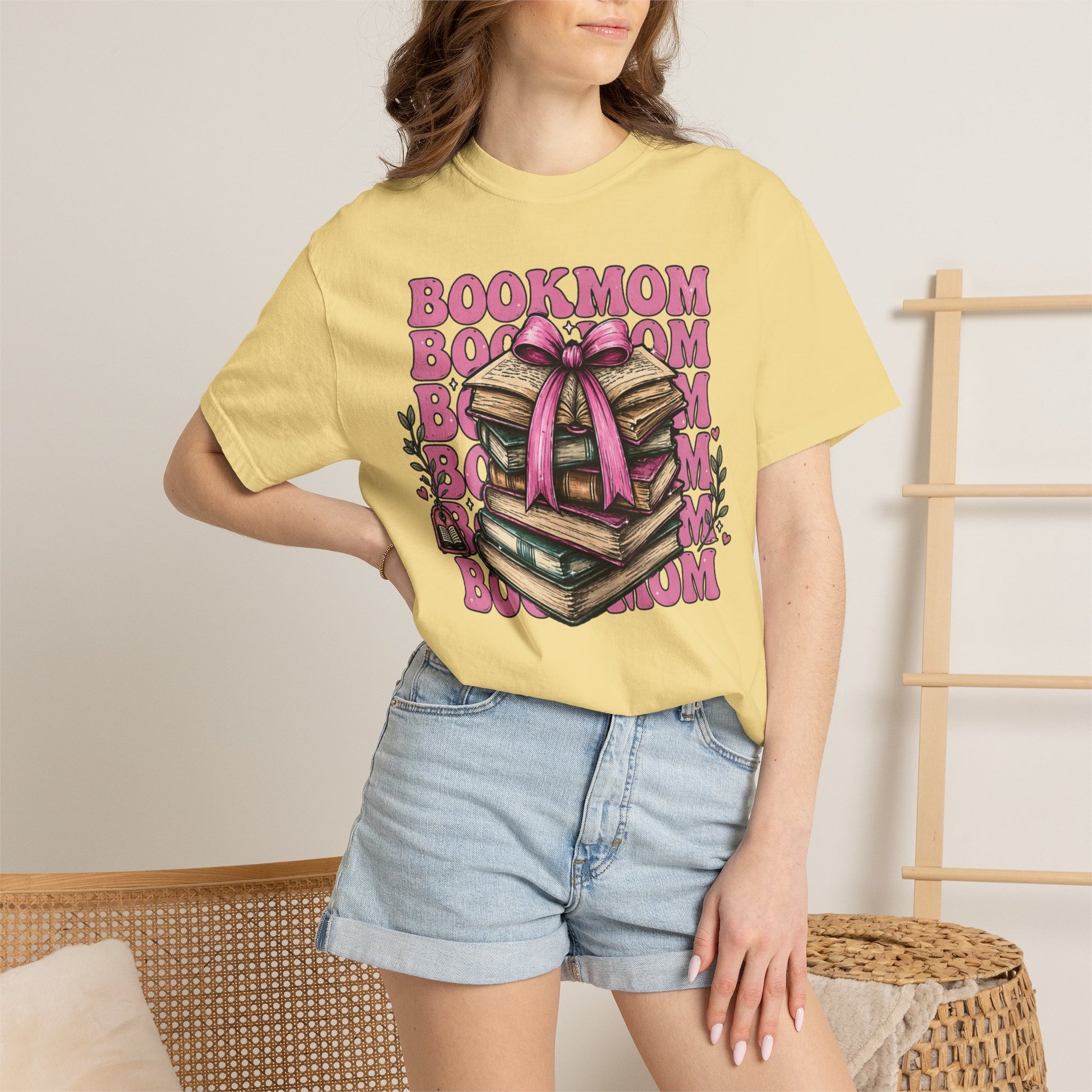 BookMom_Shirt_Butter