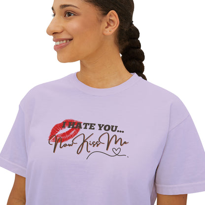 I_Hate_You..._Now_Kiss_Me_Boxy_Tee_Mockup_Orchid
