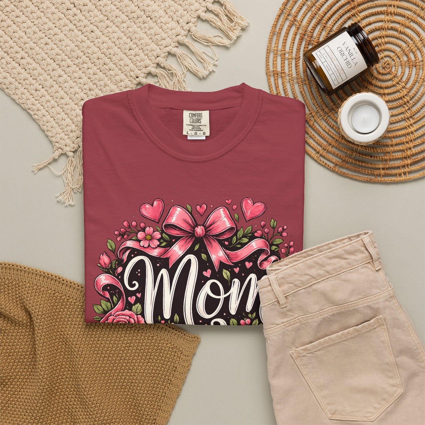 Mom_Floral_T-Shirt_Heart_and_Book_Chili