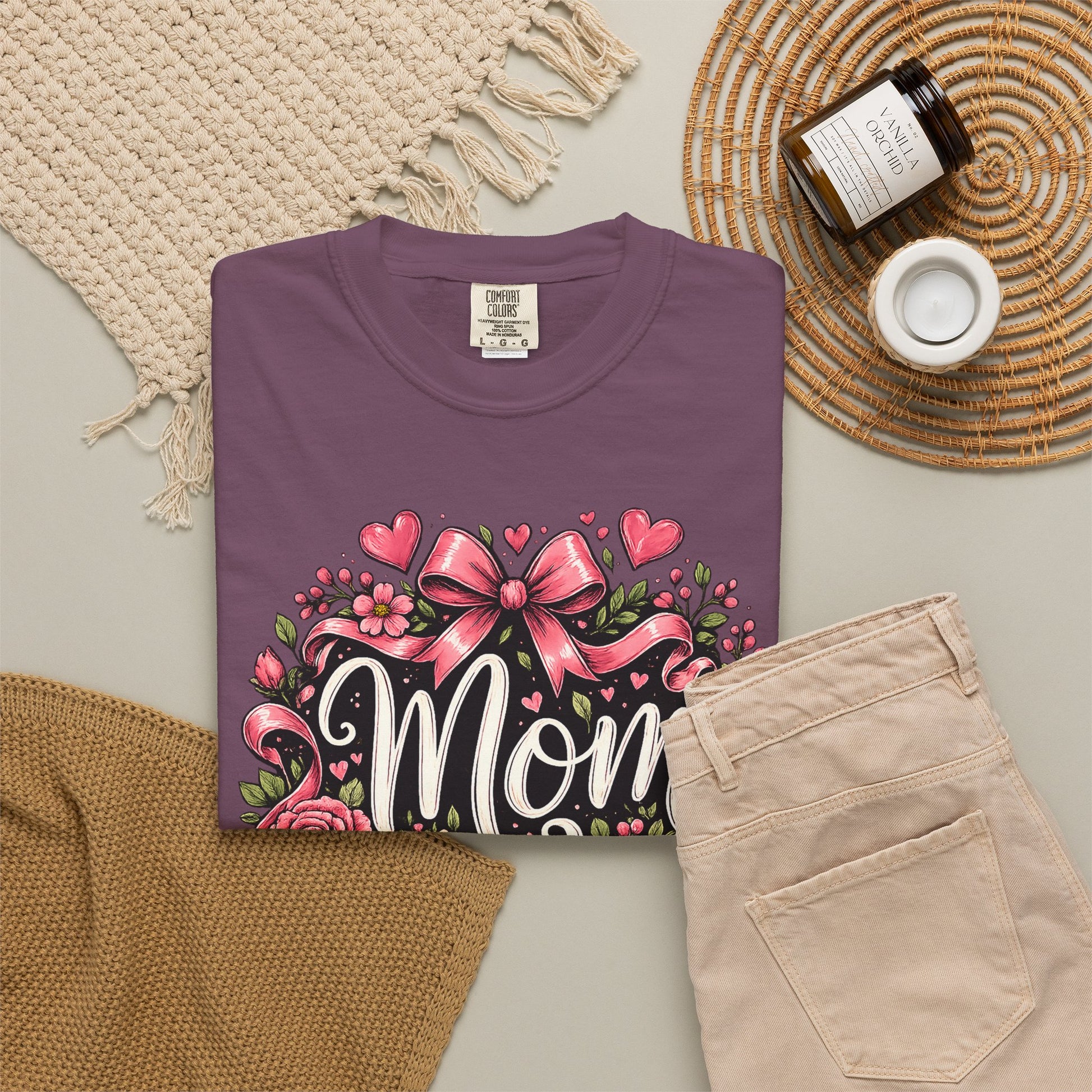 Mom_Floral_T-Shirt_Heart_and_Book_berry