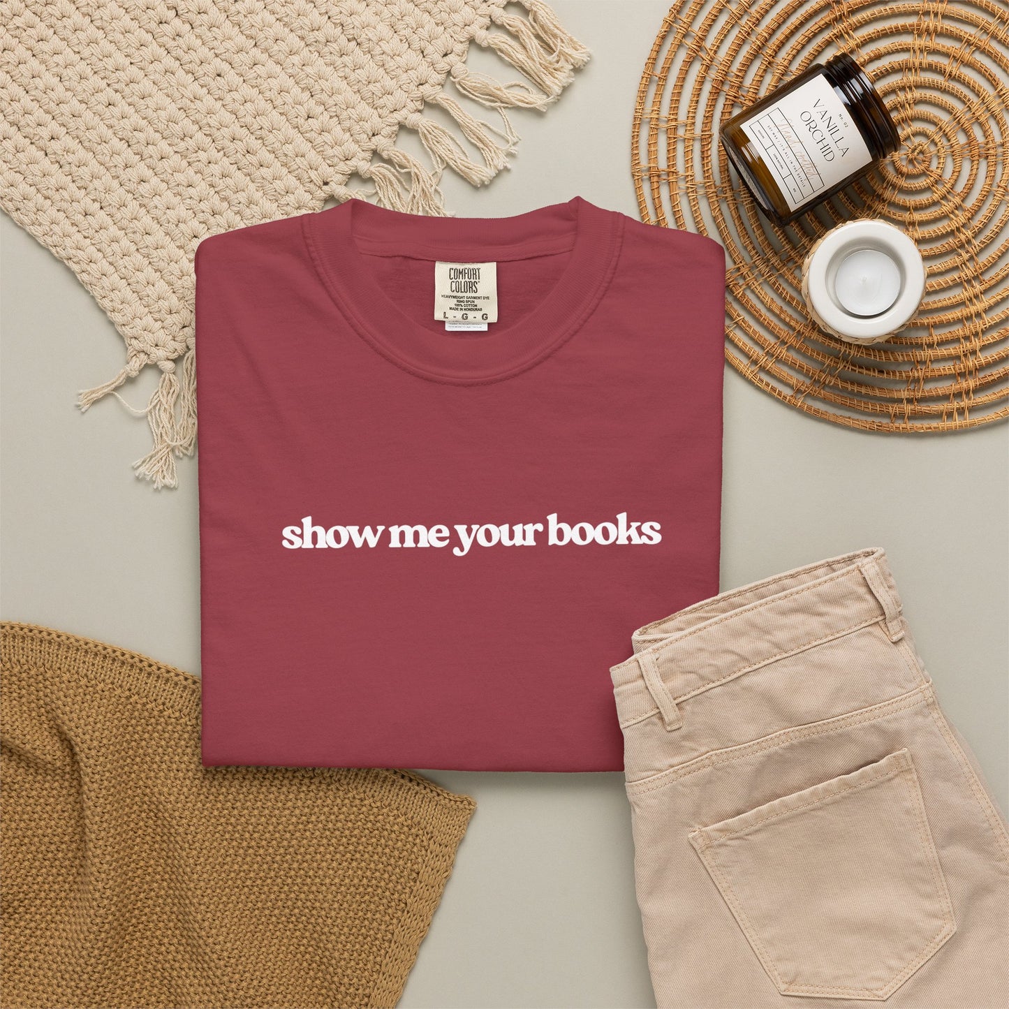 Show_Me_Your_Books_Chili
