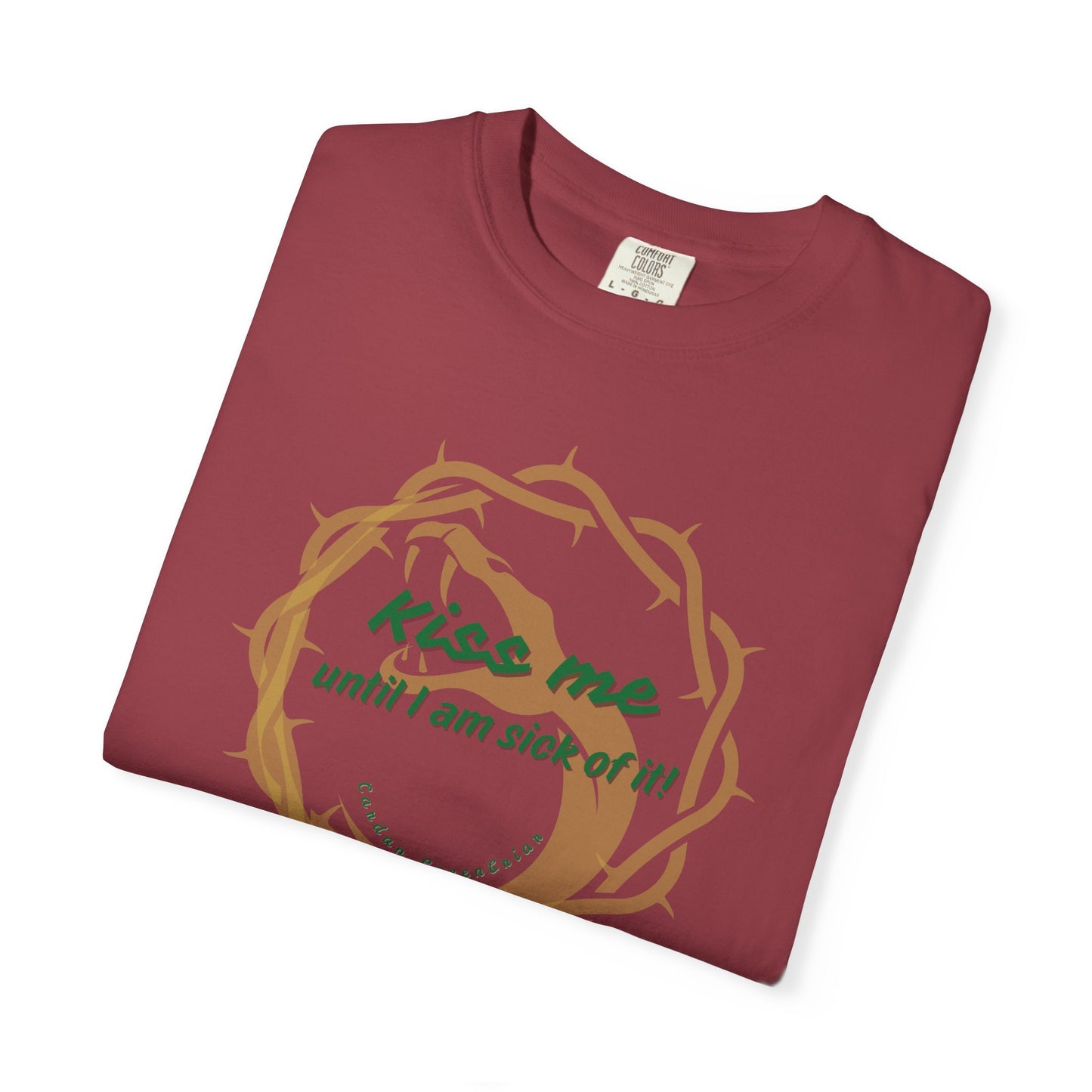 Unisex_T-shirt_Kiss_Me_until_I_am_Sick_of_it Chili Folded